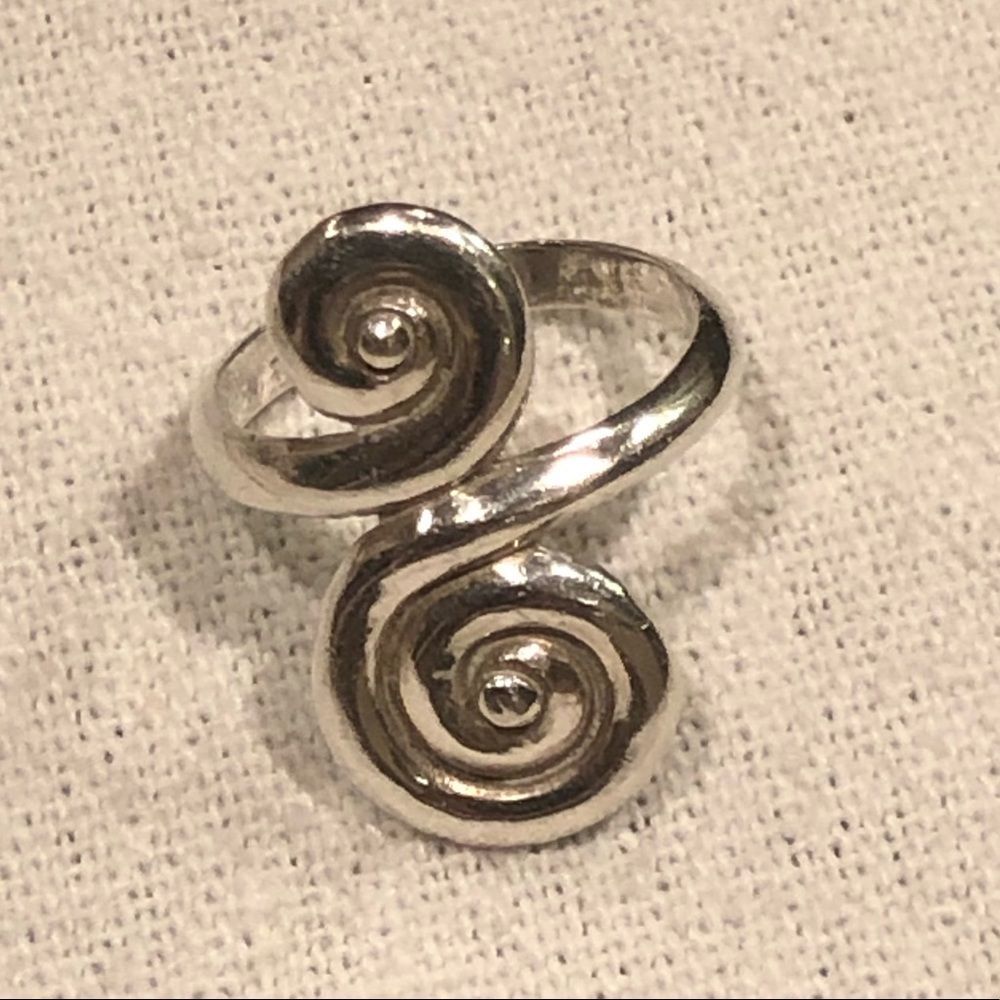 975 Sterling Silver Art Deco Ring